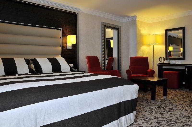 Turist Hotel Анкара Стая снимка